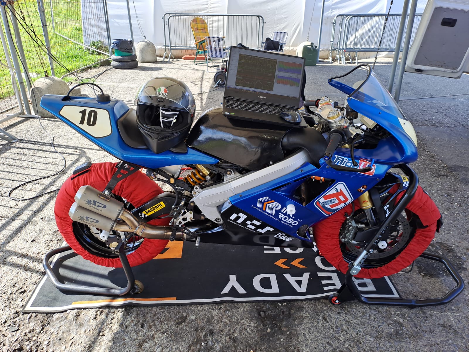 MES championship car