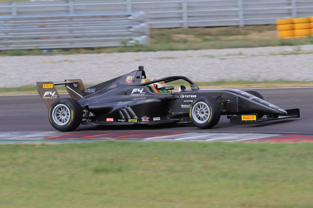 F4 car detail